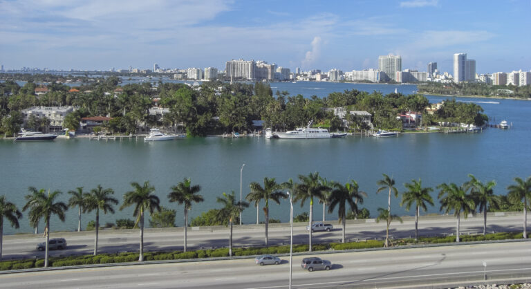 FABRICANTES DISTRIBUIDORES Y PROVEEDORES EN MIAMI FL