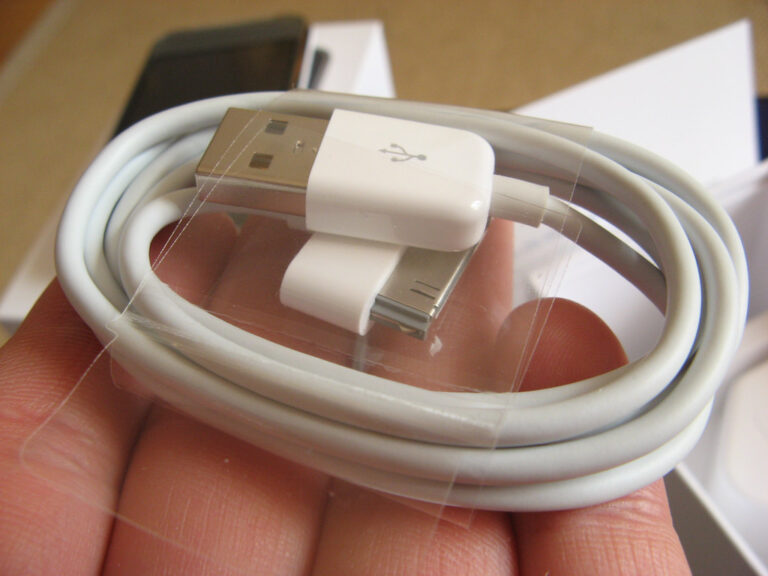 PROVEEDORES DE CARGADORES DE PARED USB