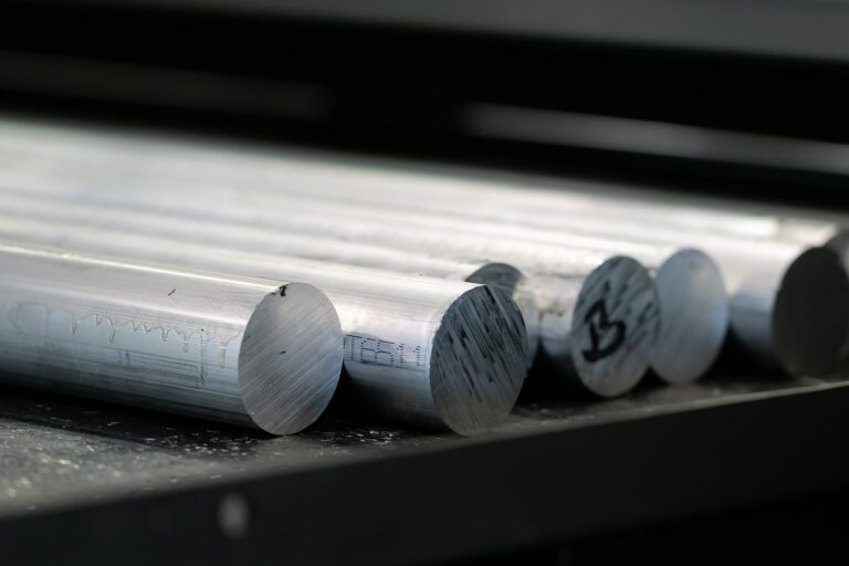 PIEZAS DE MECANIZADO DE ALUMINIO PROVEEDORES