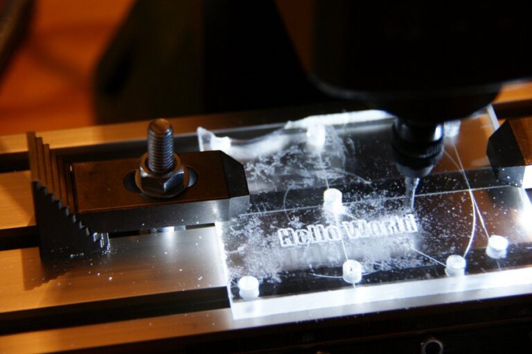 DISEÑOS DE CORTE DE METAL CNC PROVEEDORES