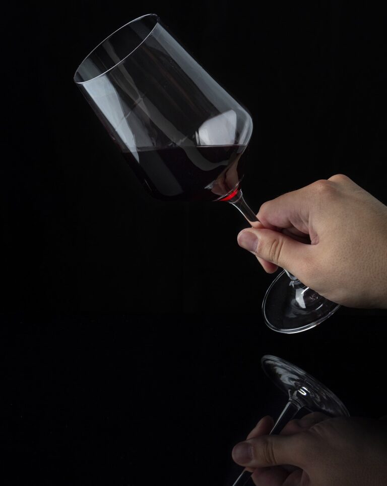 PROVEEDORES DE VINOS Y LICORES AL MAYOREO