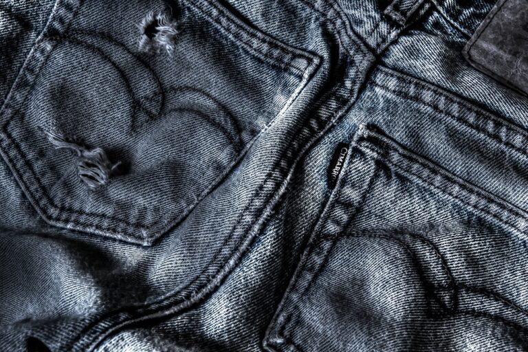 PROVEEDORES DE PANTALONES DE MEZCLILLA PARA DAMA
