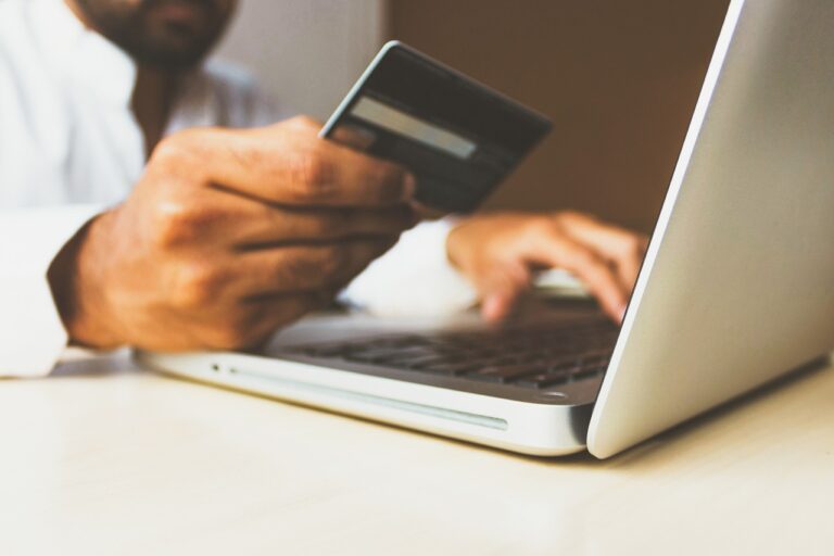 FINANCIAR EL PAGO A PROVEEDORES EN INGLES